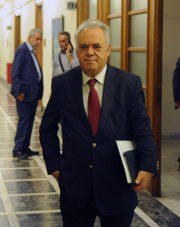 Με ασφαλιστικό και συντάξεις στο μενού