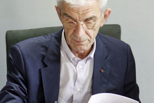 Το φάντασμα του πρώην «στοιχειώνει» τον νυν δήμαρχο