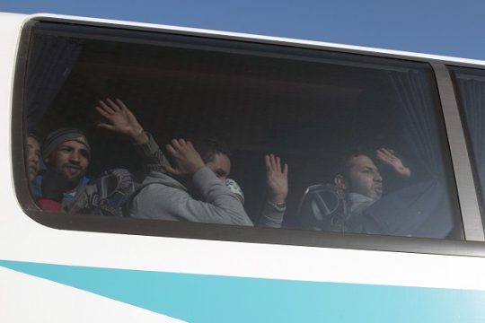 Παραίτηση από φιλότιμο