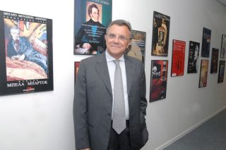 Το Μέγαρο δίνει μάχη και δεν είναι μόνο του