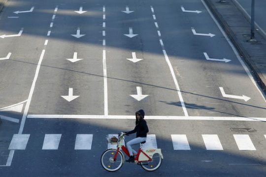 Η Ιταλία ρυπαίνεται, οι πολιτικοί τσακώνονται