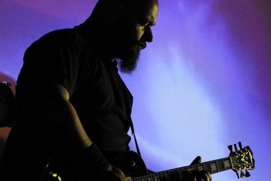 «Απείθεια» σε όλα τα καλούπια