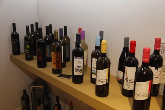 Καλή χρονιά με… φόρο στο κρασί