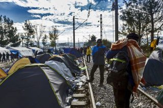 Απειλή παραπομπής για τα αποτυπώματα
