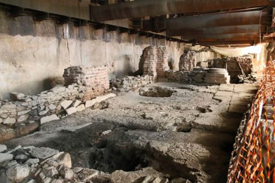 «Κόλλησε» ξανά το μετρό