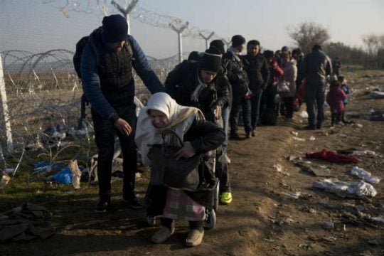 Προσφυγικό: ανάμεσα σε απειλές και προσδοκίες