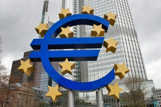 Πάρτε το ένα δισ. ευρώ και… βλέπουμε για το χρέος
