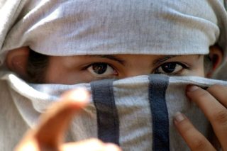 Τα κοριτσάκια των «μάρας»