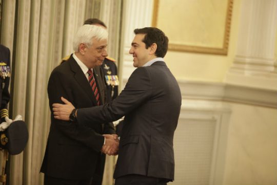 Τα πρωτοχρονιάτικα μηνύματα των πολιτικών