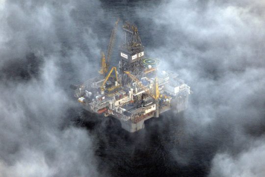 Εκτός ελέγχου γιγαντιαία πλατφόρμα άντλησης πετρελαίου στη Νορβηγία