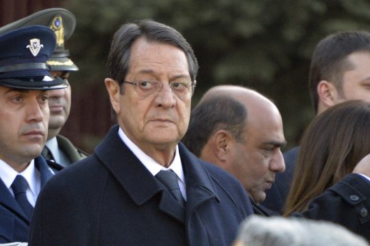 Διευκολύνσεις από τη Λευκωσία ζητά η Μόσχα εναντίον του «Ι.Κ.»