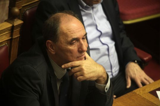 Τι λέει ο Σταθάκης για τους «ξεχασμένους» λογαριασμούς