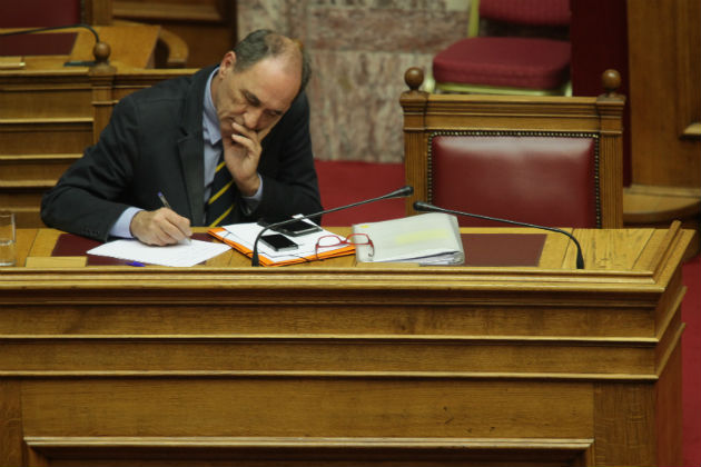 Συγκρουσιακό κλίμα λίγο πριν τη ψηφοφορία