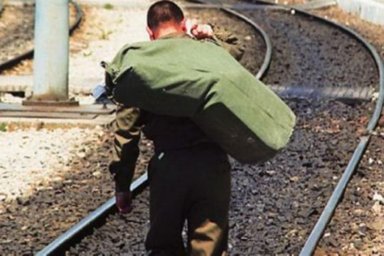 Υποχρεωτική πεντάμηνη θητεία στην παραμεθόριο
