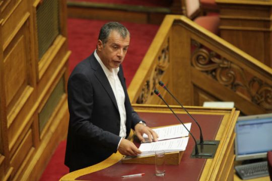 Αποτυχημένο χιούμορ για ΣΥΡΙΖΑ κι επεισόδια
