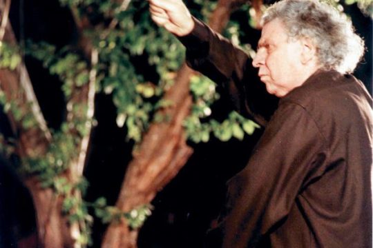 Ξαναδιαβάζοντας τον Μίκη Θεοδωράκη