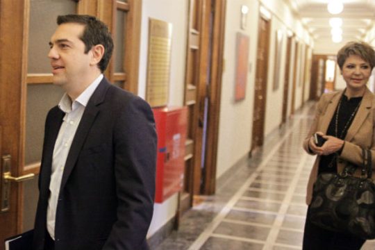 Ανοίγουν όλα τα «καυτά» μέτωπα μετά τις γιορτές