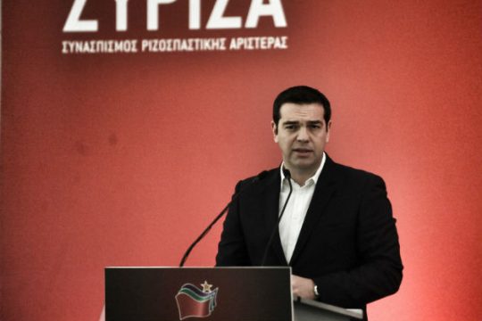 Ο Τσίπρας πετάει το γάντι στην ολιγαρχία