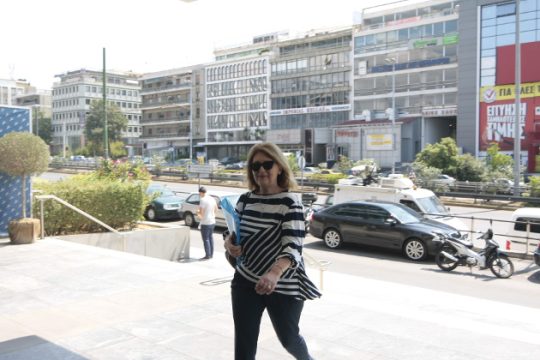 Να συλληφθεί η Βούλτεψη (και όχι η Λιάνα Κανέλλη)