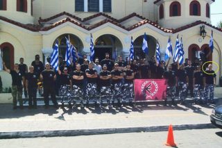 Χρυσαυγίτες εμπρηστές σε περιπολία