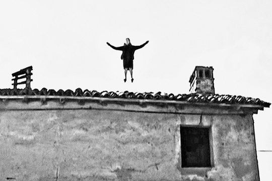 «Συνομιλώντας» με την ουτοπία