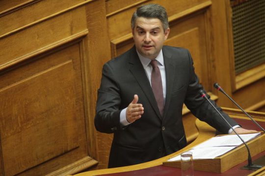 Νέες διαφοροποιήσεις στο ΠΑΣΟΚ