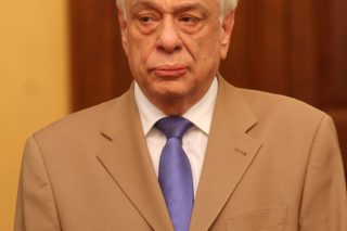 Παυλόπουλος: Γιατί δεν πήγα στον Πειραιά, τα Θεοφάνια
