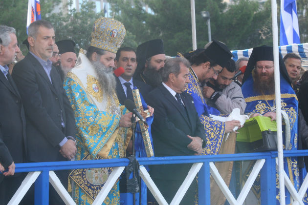 «Βολές» Τραγάκη στον… «αέρα»