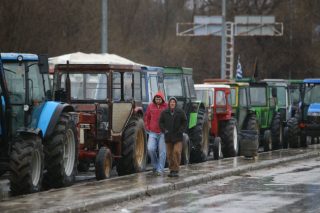 Αγροτικά μπλόκα στα κυβερνητικά μέτρα