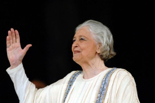Αντίο, Άννα Συνοδινού