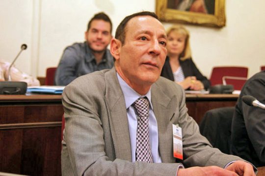 Βάσει νόμου οι… παράνομες προσλήψεις