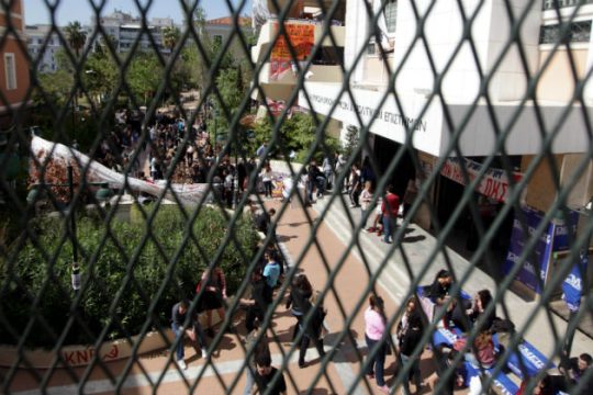 Κατάληψη στην ΑΣΟΕΕ για τους πέντε φοιτητές