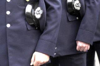 Το πρωί όργανα της τάξης, το βράδυ σεκιουριτάδες