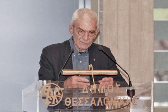 Χρεοκοπία ή σωτηρία