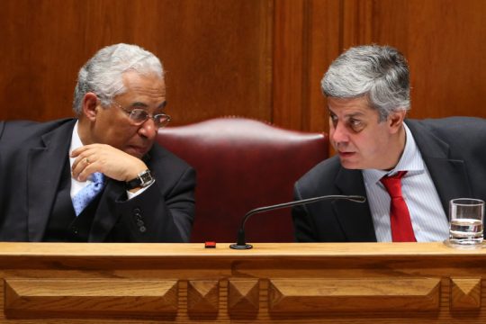 «Διευκρινίσεις» για το έλλειμμα ζητά η Ε.Ε. από την Πορτογαλία