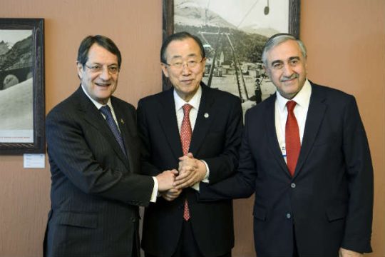 Παραγωγικές συναντήσεις για το Κυπριακό στο Νταβός