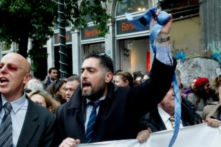 Κλιμακώνουν τις κινητοποιήσεις τους και οι δικηγόροι – συμβολαιογράφοι