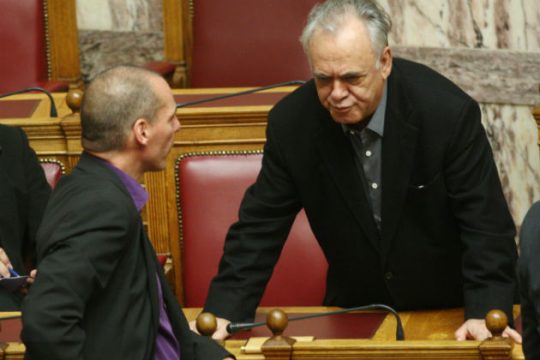 Δραγασάκης διαψεύδει Βαρουφάκη για το Plan X
