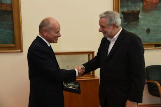Το προσφυγικό στη συνάντηση Δρίτσα με τον Ιταλό πρέσβη