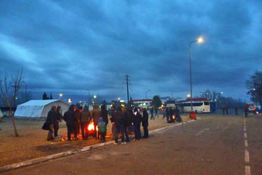 Να μπορούσα στα σύνορα να άνοιγα βενζινάδικο…