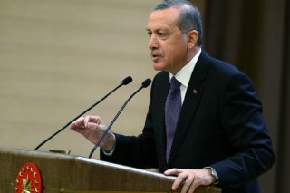 Στην Τουρκία τώρα συλλαμβάνονται και ακαδημαϊκοί!