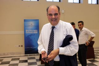 Και ο Φορτσάκης υπέρ των διδάκτρων