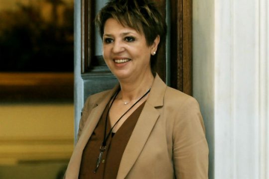 Κυβερνητικό «πυρ ομαδόν» κατά Μητσοτάκη