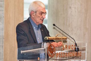 Αισιοδοξία από Μπουτάρη για τη δέσμευση των λογαριασμών