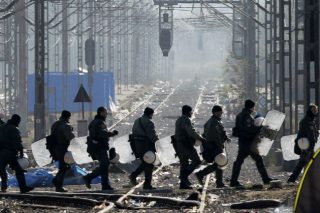 Αλλού οι πρόσφυγες κι αλλού η ΕΛ.ΑΣ.