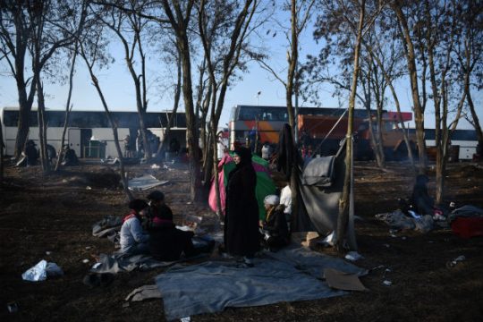 Η Δ. Αμνηστία ζητά άρση περιορισμού πρόσβασης στην Ειδομένη