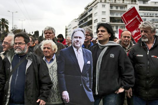 Κολλημένοι με το «ψαλίδι» οι δανειστές στο Ασφαλιστικό