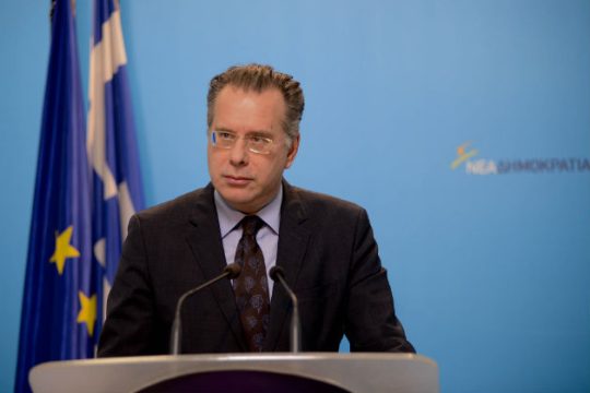 Απάντηση του Τσίπρα για Βαρουφάκη περιμένει η Ν.Δ.
