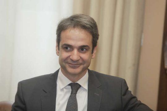 «Υφεσιακό έτος το 2016 και επιδείνωση»