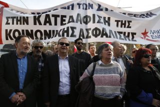 «Να μην κατατεθεί το αντιασφαλιστικό τερατούργημα»